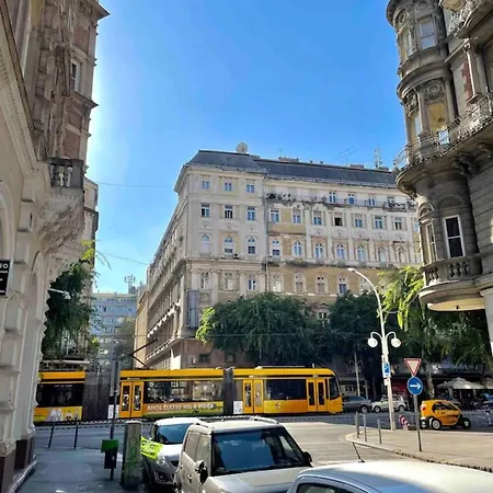 Basicpoint * Budapešť