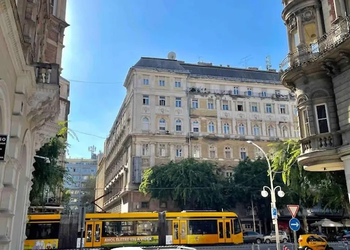 Basicpoint * Budapešť